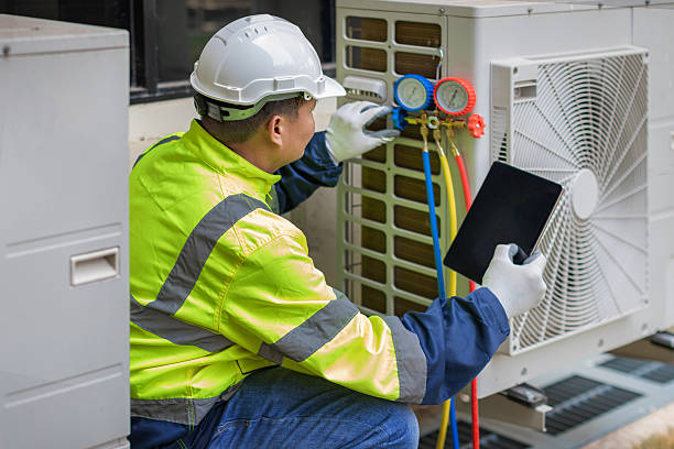 Professional Hvac Maintenance technician working in Vandalia, MI